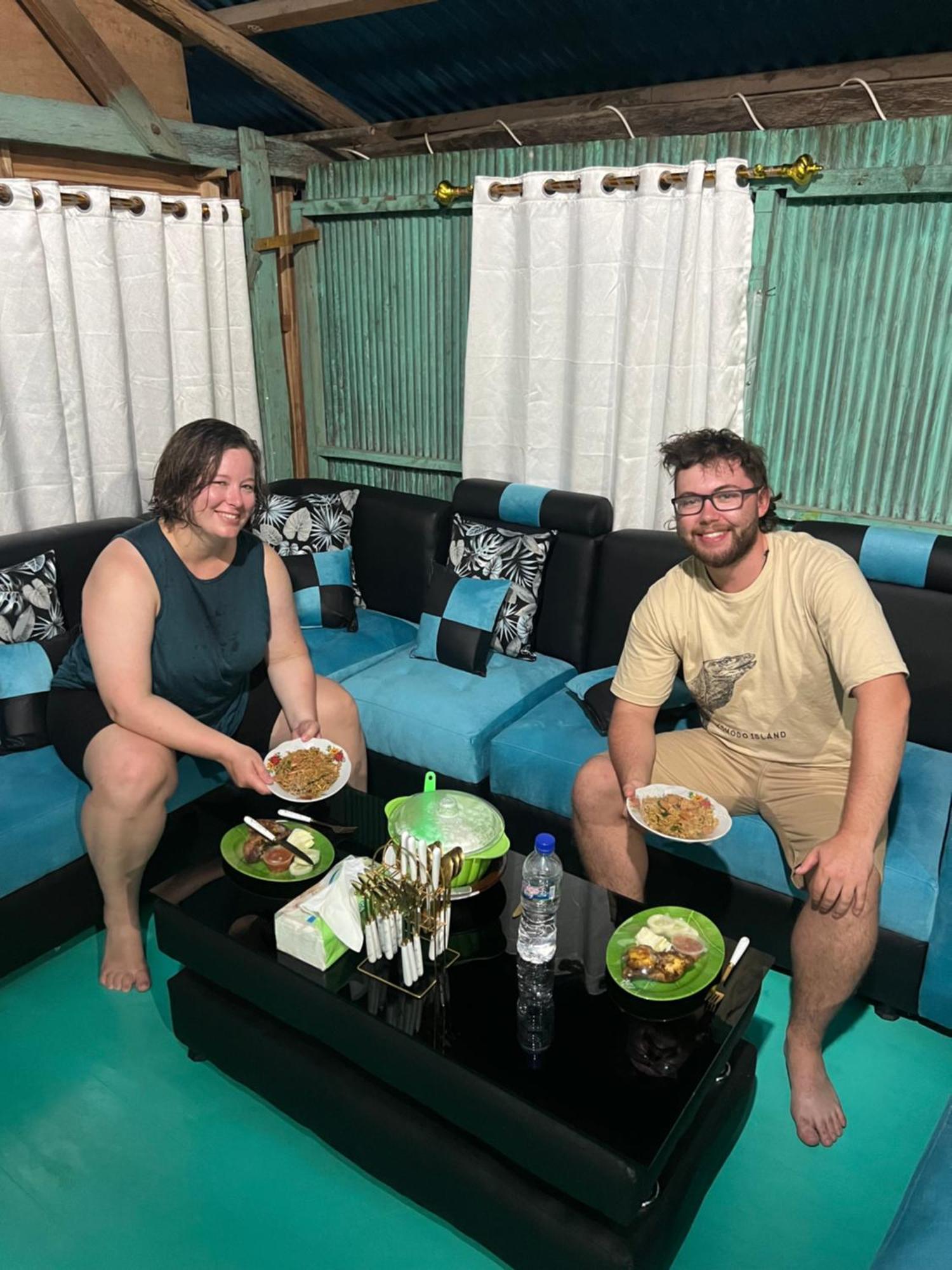 Jhuna Komodo Homestay Exterior photo